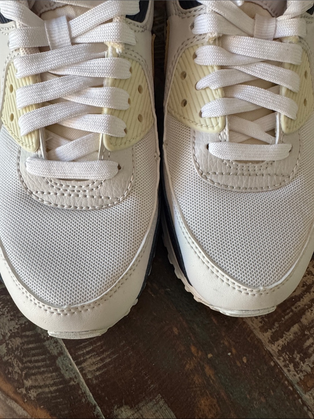 Nike Air Max- 7.5 -White, cream, navy, gold swoosh. No box, never worn. - Picture 4 of 5
